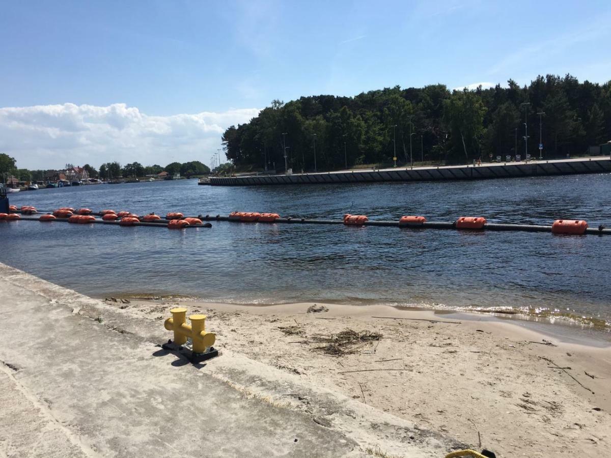 Faro Resort Mrzeżyno Eksteriør billede